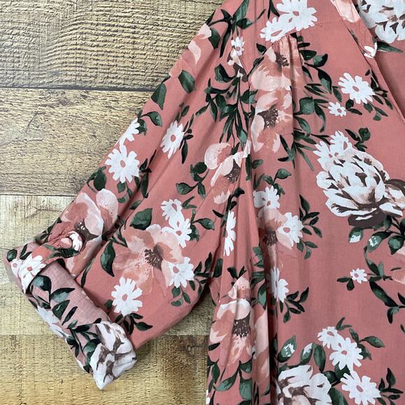 Torrid Harper Challis Button Front Blouse Top Crop Sleeve Pink Floral SZ 1 1X - Picture 5 of 9